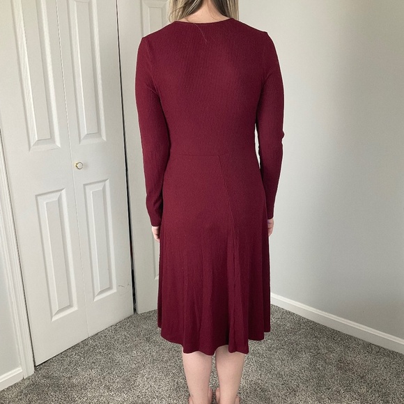 Old Navy Wrap Dress - Picture 2 of 4